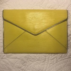 Super cute Rebecca mink off